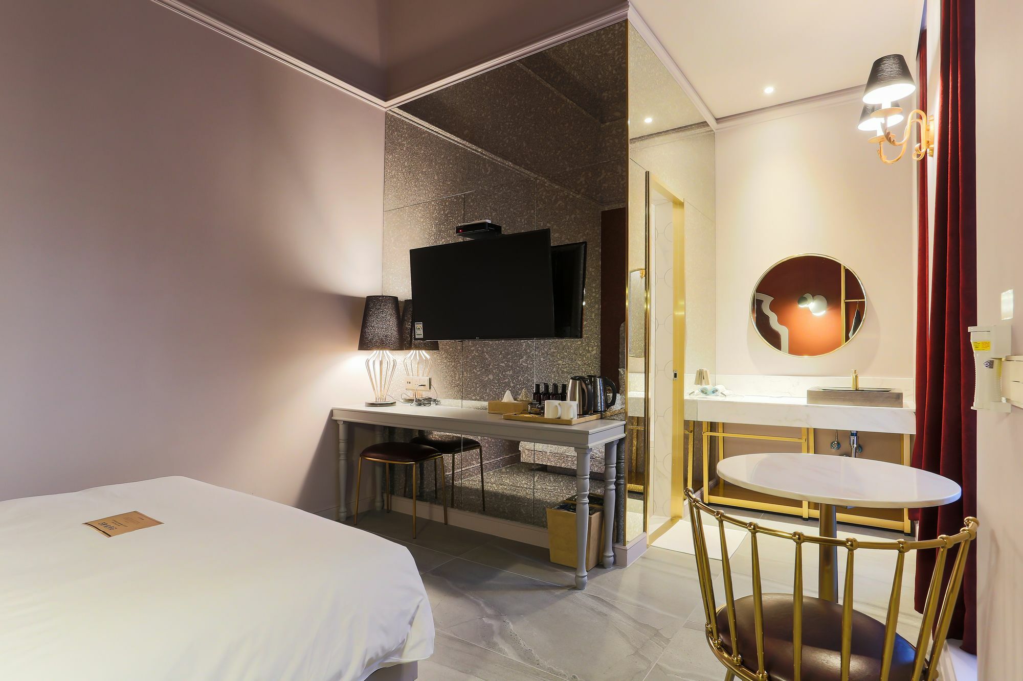סיאול H Avenue Hotel Kondae Seongsu מראה חיצוני תמונה